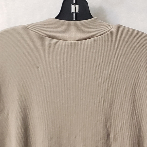 NWT Zip Front Bodysuit - Picture 13 of 15